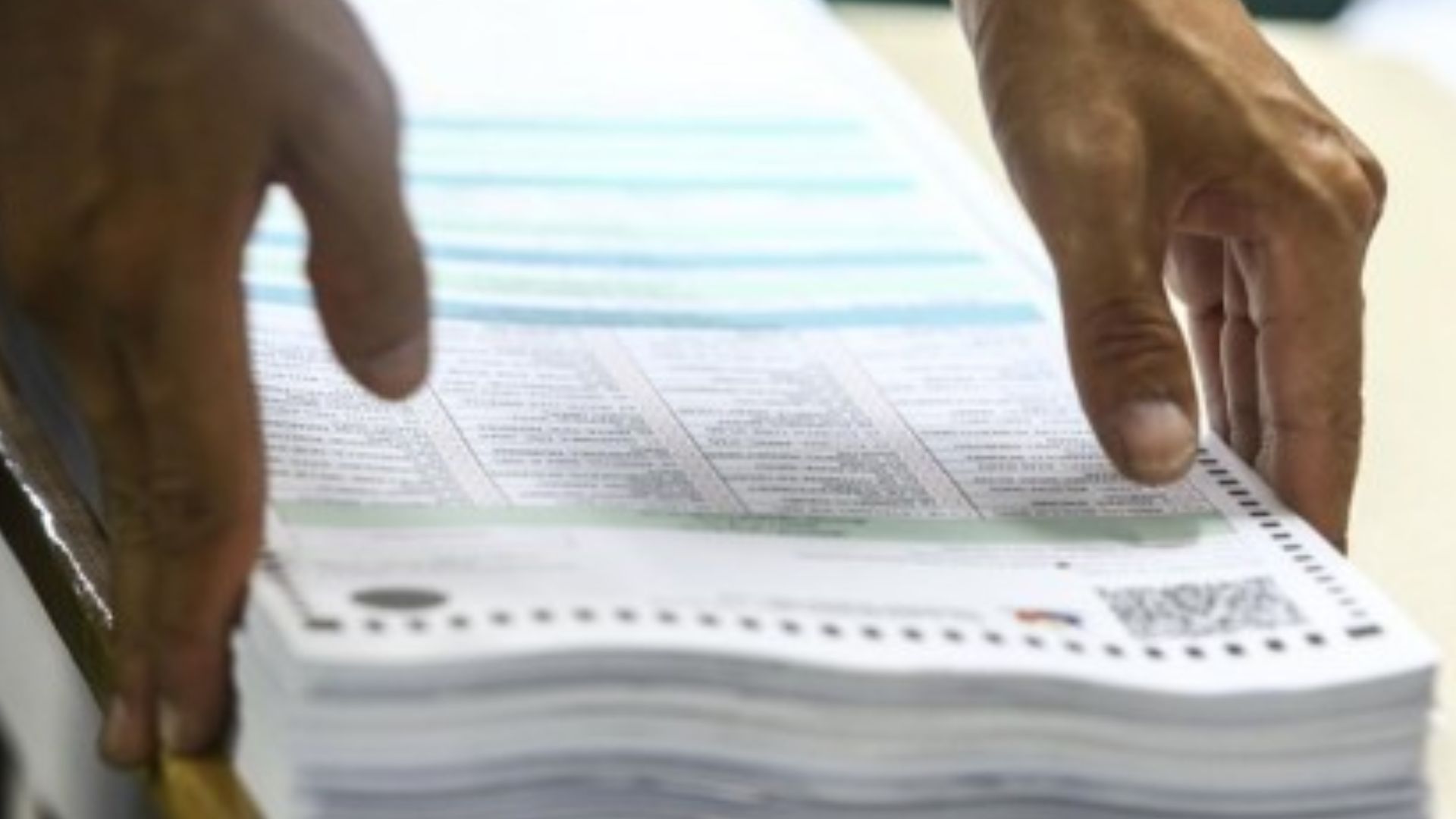 20250507 POLITICO - COMELEC - DQ Cases